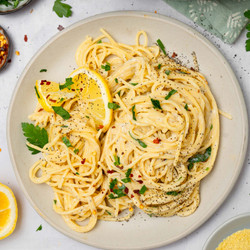 Easy Vegan Alfredo Pasta