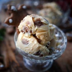 Pepperkaker Cookie Dough Ice Cream