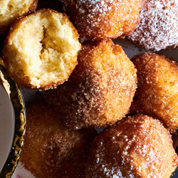 Homemade Zeppole Recipe (easy Italian Donuts)