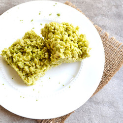 Matcha Rice Krispie Marshmallow Treats Recipe