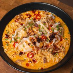 Chilli Oil Red Curry Wonton Ramen