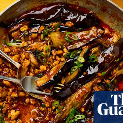 Sichuan-style Braised Aubergines With Tofu