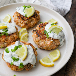 Four Ingredient Salmon Burgers