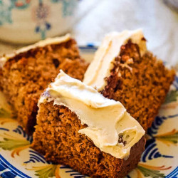 Banoffee Traybake Cake