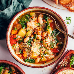 Simple But Perfect Vegetable Soup