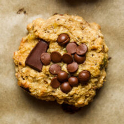Banana Peanut Butter Oat Cookies