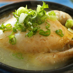 Ginseng Chicken Soup (samgyetang)