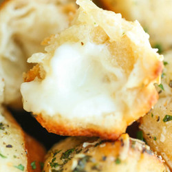 Cheesy Garlic Bombs