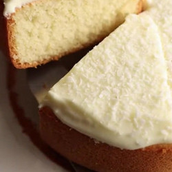 Creamy Coconut Cake