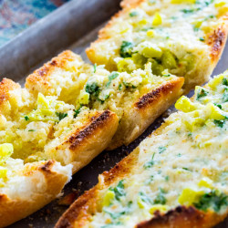 Pepperoncini Garlic Bread