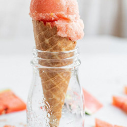 Easy Watermelon Sorbet Recipe (no-churn)