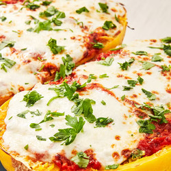 Instant Pot Cheesy Spaghetti Squash