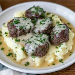 Juicy Steak Bites With Creamy Parmesan Sauce And Cheesy Mashed Potatoes