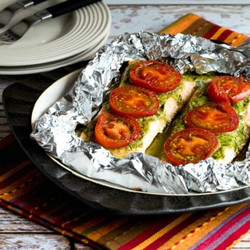 Baked Salmon With Pesto And Tomatoes
