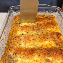 Crescent Roll Breakfast Bake