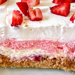 No-bake Strawberry Delight
