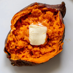 The Best Microwave Sweet Potato Recipe (quick &amp; Easy)