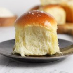 Easy Overnight Dinner Rolls