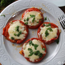 Tomato Ring Scrambled Egg For Breakfast