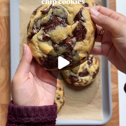 Levain-inspired Two-chip Chocolate Chip Cookies