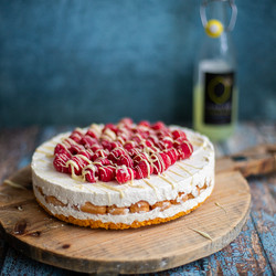 Limoncello Tiramisutaart Met Frambozen En Witte Chocolade