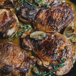 Pan Seared Pork Chops In Wine And Mushroom Sauce
