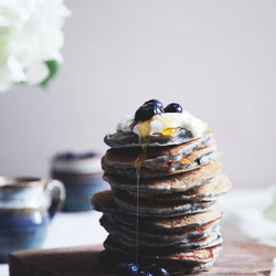 Vegan Banana Pancakes With Berries