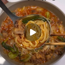 우삼겹 짬뽕 (beef Belly Jjamppong)