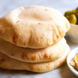 Soft And Fluffy Pita Bread