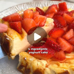 Healthy 4-ingredient Yogurt Cake