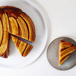 Sticky Upside-down Banana Cake