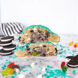 Fat &amp; Weird Dirty Worm Cookie