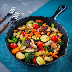 Leckere Low-carb Hähnchen-gemüse-pfanne