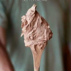Easy Chocolate Buttercream
