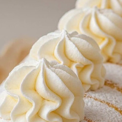 Homemade Vanilla Swiss Roll Cake