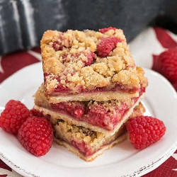 Streusel Topped Raspberry Squares