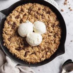 Toffee Oatmeal Chocolate Chunk Cookie Skillet