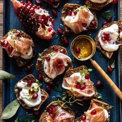 Honey Whipped Ricotta And Prosciutto Crackers
