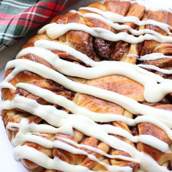 Sourdough Cinnamon Star Bread