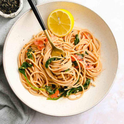 Hummus Pasta With Lemon And Arugula