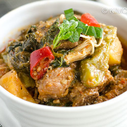 Gamjatang - Spicy Pork Bone Stew