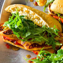 Fried Halloumi Sandwiches With Peaches, Arugula And Honey