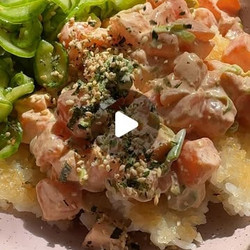 Crispy Rice Spicy Salmon Bowl