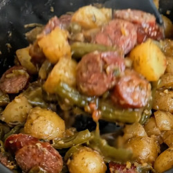 Slow Cooker Smoked Sausage &amp; Potatoes