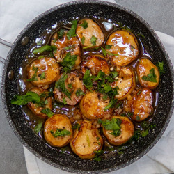 Vegan Scallops &amp; Garlic Butter Sauce