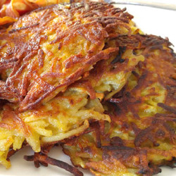 Easy German Potato Pancakes Recipe – Oma’s Kartoffelpuffer