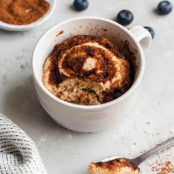 Cinnamon Roll Microwave Mug Cake