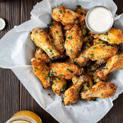 Air Fryer Garlic And Parmesan Wings