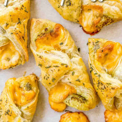 Cheesy Pesto Puffs