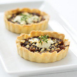 Balsamic Onion Tart With Goat Cheese And Thyme